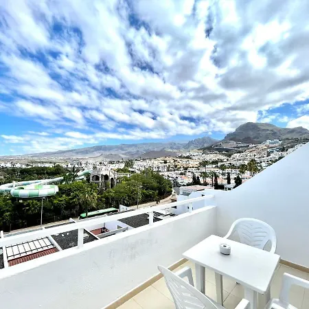 Apartment With Beautiful View, Wifi, Pool, Tenerife South