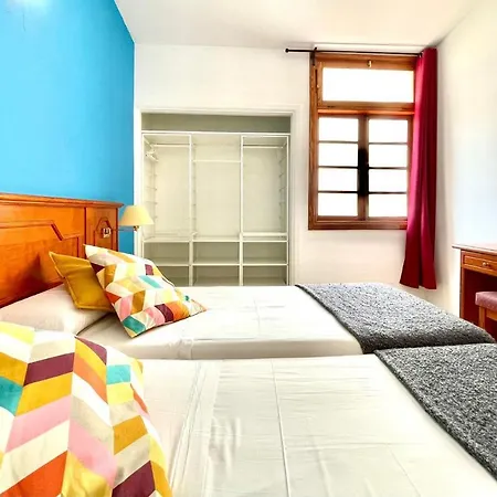 Apartment With Beautiful View, Wifi, Pool, Tenerife South * アデヘ