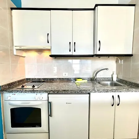 Apartment With Beautiful View, Wifi, Pool, Tenerife South アパート アデヘ