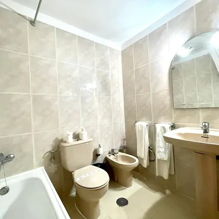 アパート Apartment With Beautiful View, Wifi, Pool, Tenerife South アデヘ