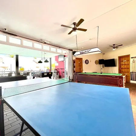 Apartment With Beautiful View, Wifi, Pool, Tenerife South アデヘ