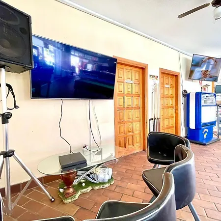 Apartment With Beautiful View, Wifi, Pool, Tenerife South アパート *