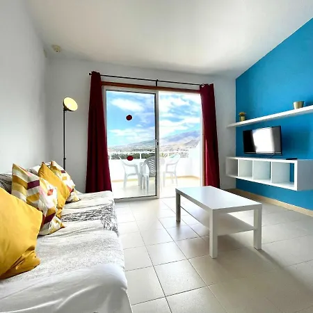Apartamento Apartment With Beautiful View, Wifi, Pool, Tenerife South